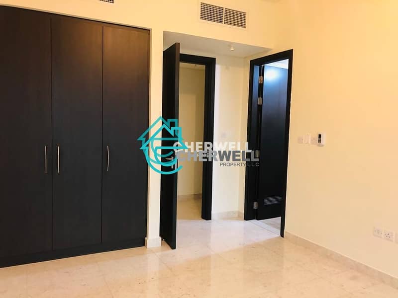 6 Hot Deal | Luxurious Apartment | Vacant