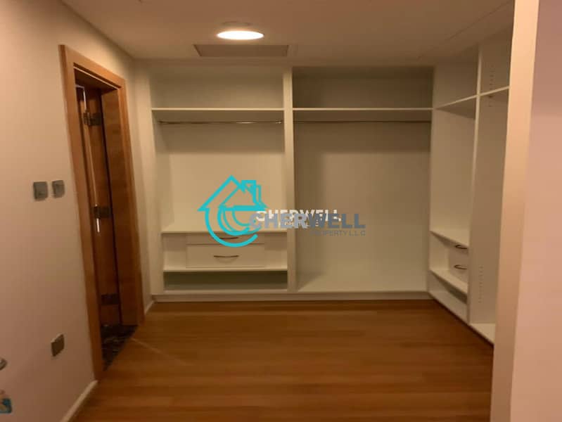 6 Hot Deal | Spacious Modern 2BR Apartment | Vacant