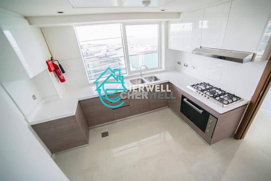4 Sea View | Luxurious And Modern Apartment | Rent Refundable