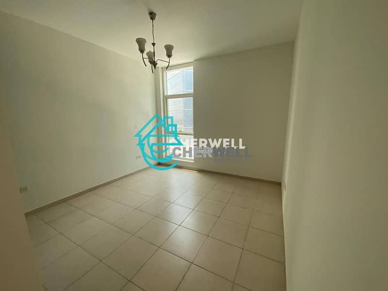7 Spacious And Well Maintained Apartment | Vacant