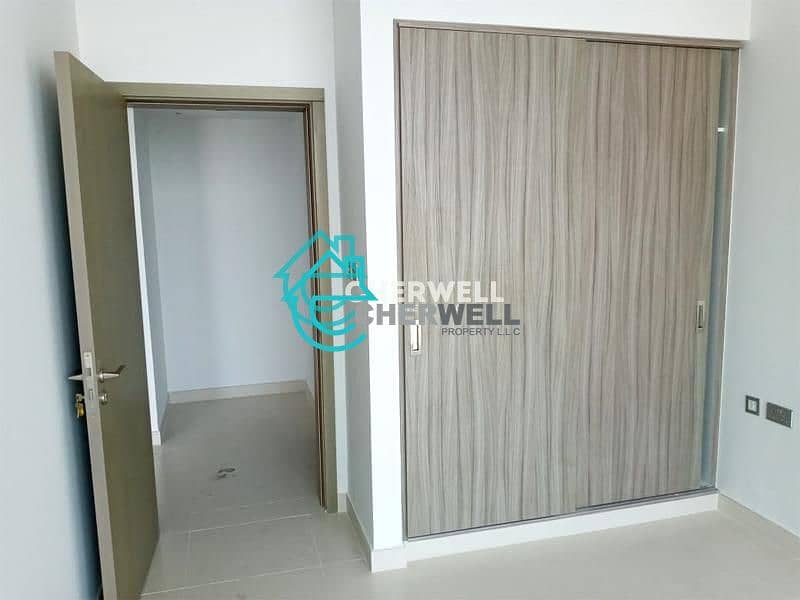 9 Hot Deal | Well Maintained Luxurious Apartment | Vacant Soon