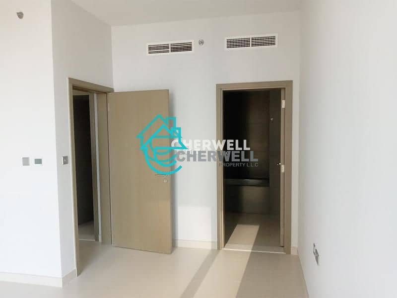10 Hot Deal | Well Maintained Luxurious Apartment | Vacant Soon