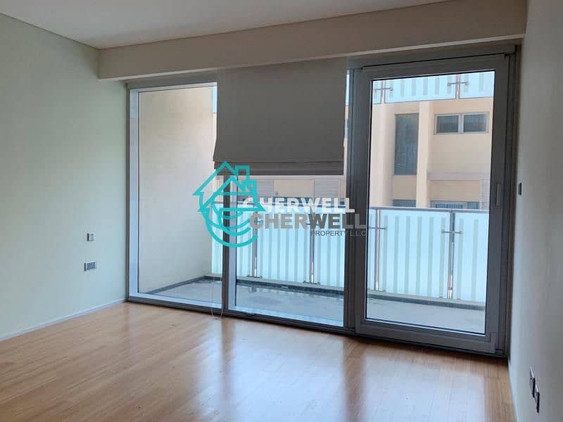 3 Hot Deal | Great Price | Large Layout With Balcony