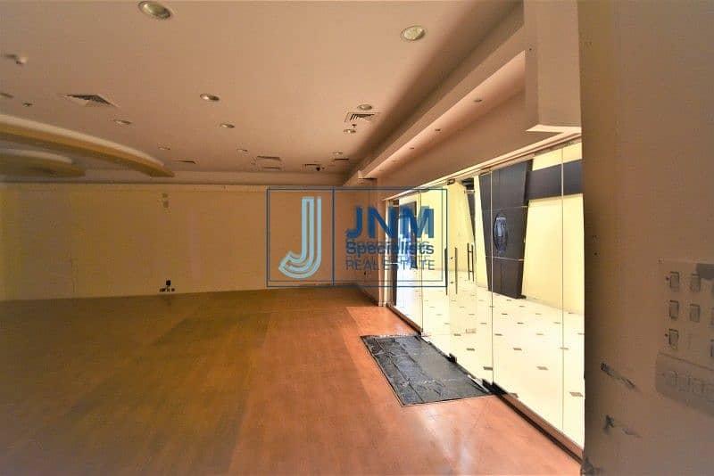 3 Vacant shop available in Al Fattan Marine Towers