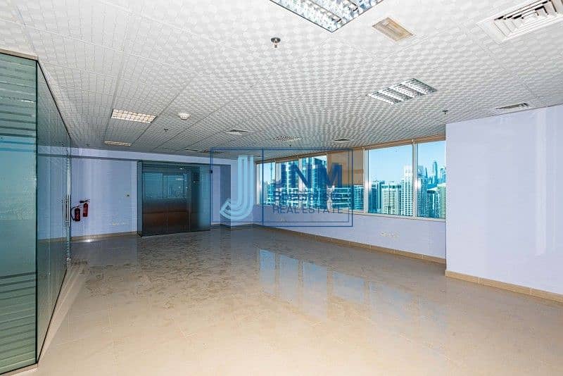 17 High Floor | Fitted and Glass Partitioned Office