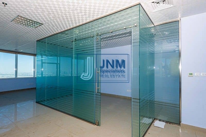 22 High Floor | Fitted and Glass Partitioned Office