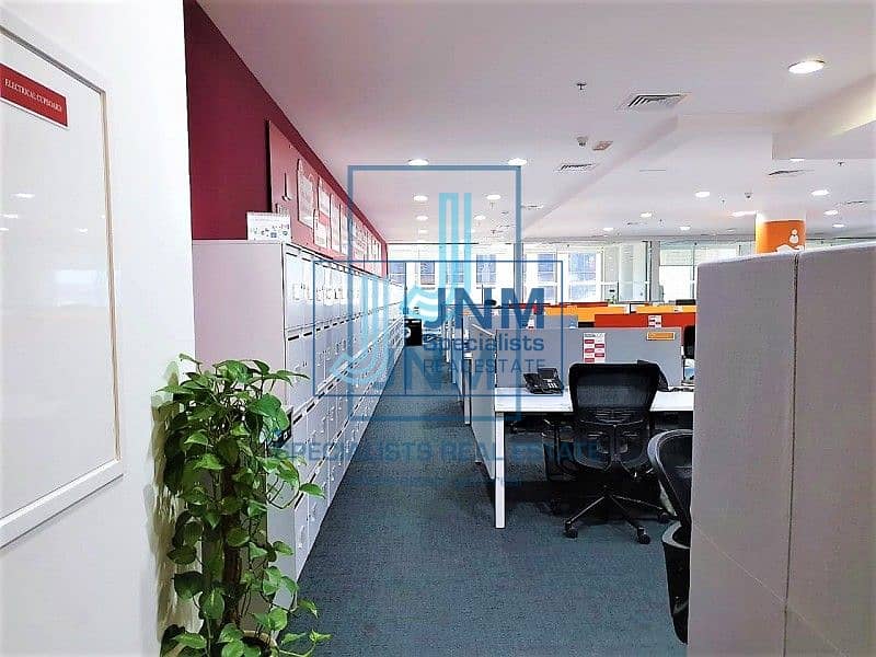 4 High-end Fitted Office in Emaar Square