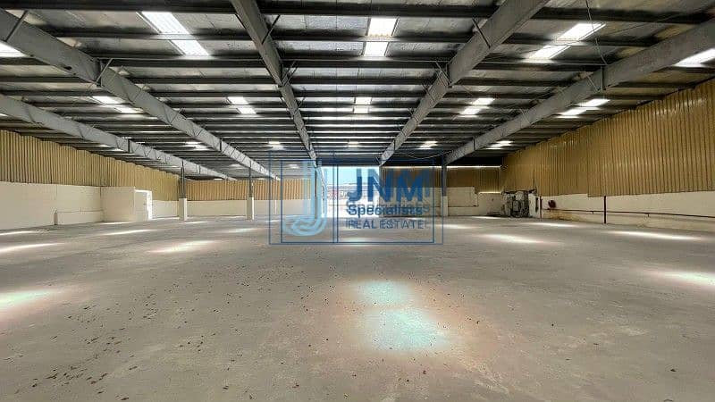 24200 SqFt Insulated warehouse for Rent in Al Quoz Main Road facing