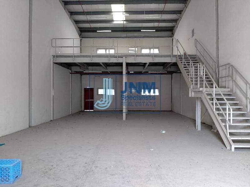 Tax Free Insulated warehouse for rent in al quoz