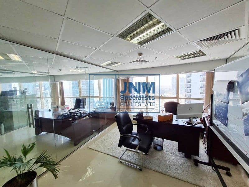18 Excellent Furnished Office On High floor