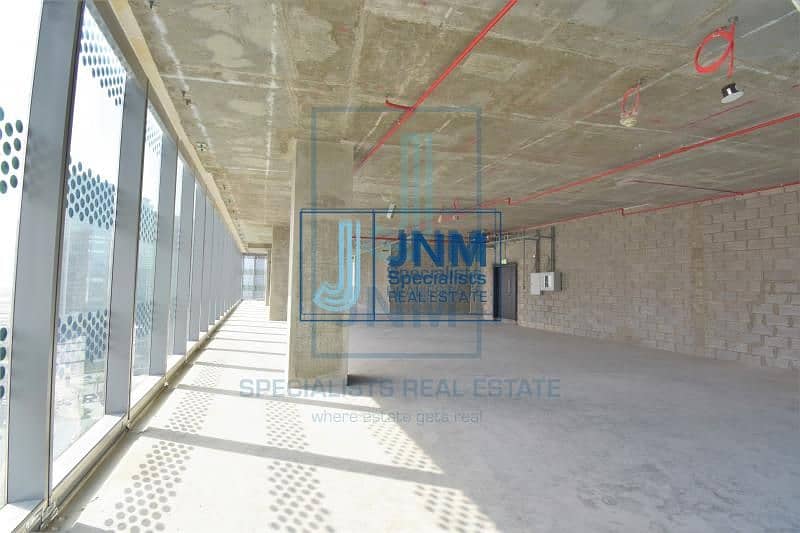 7 Investment Opportunity ! Half floor|10 Parking | Canal View