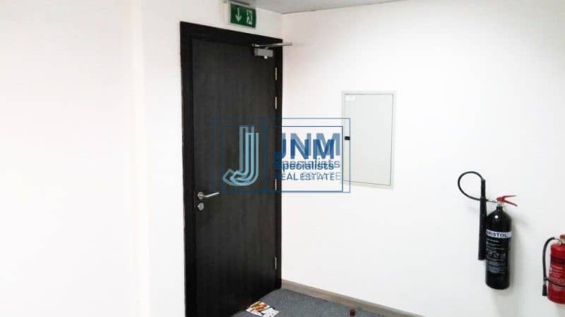 2 High Floor | Fully Fitted Office in Mazaya