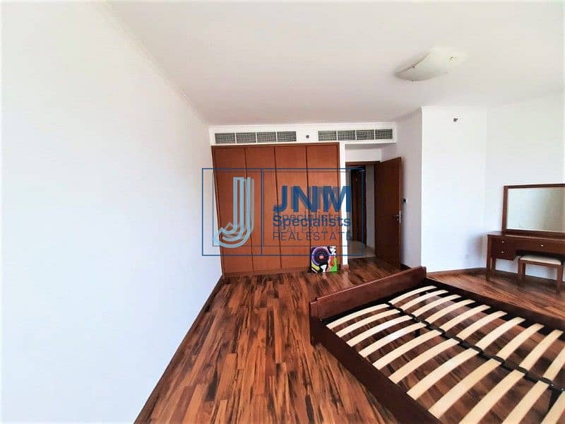 11 Exclusive 2 Beds with Balcony| Next to the Metro