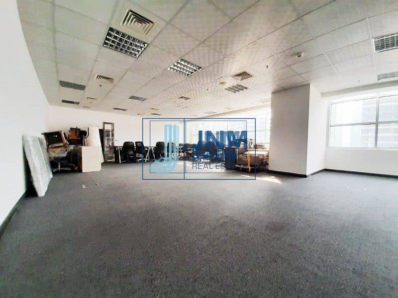 11 Great Deal! Low Floor Fitted Office | Mazaya BB2