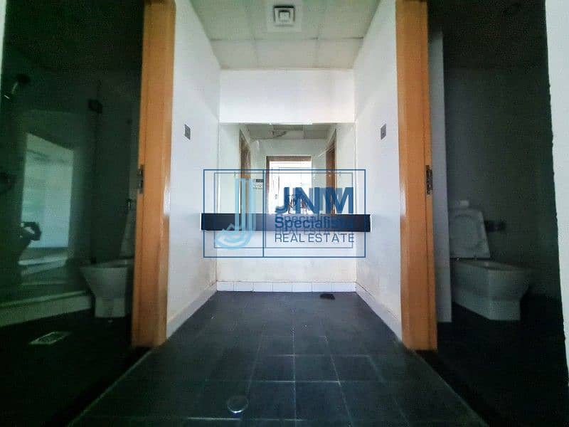 9 Prime Location | High Floor | Corner and Partitioned Office