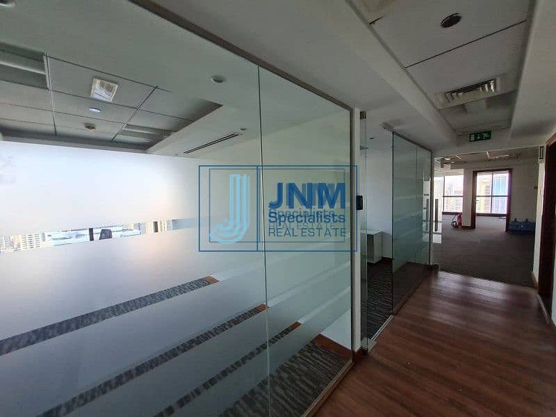 17 Prime Location | High Floor | Corner and Partitioned Office