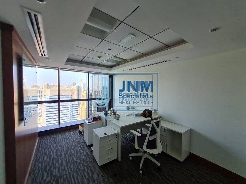 19 Prime Location | High Floor | Corner and Partitioned Office