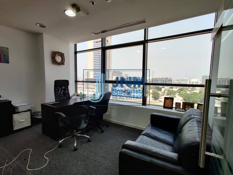 11 Furnished Office for Rent in Onyx Tower 1