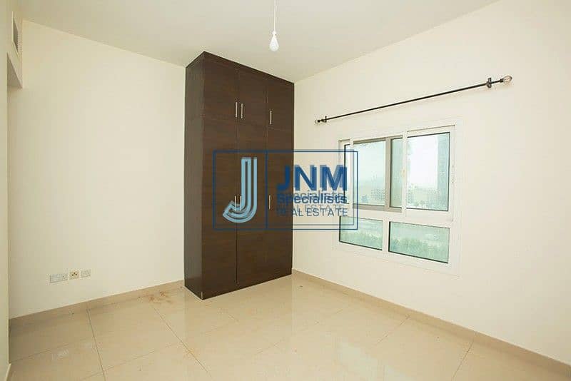3 Spacious and Bright 1 Bedroom Apartment in IMPZ