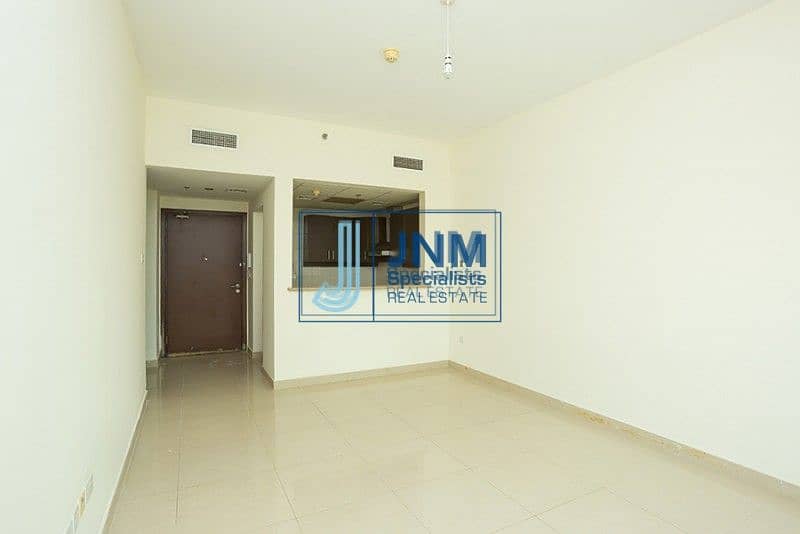 5 Spacious and Bright 1 Bedroom Apartment in IMPZ