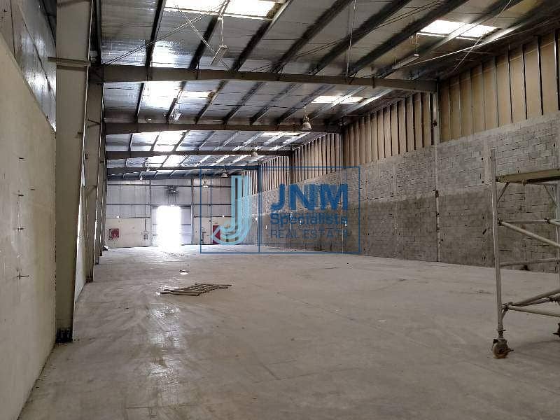 4 Insulated Warehouse for Rent in Al Quoz 4 with Washroom