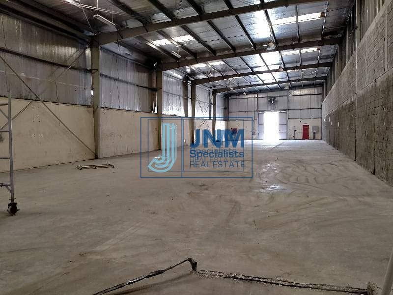 6 Insulated Warehouse for Rent in Al Quoz 4 with Washroom