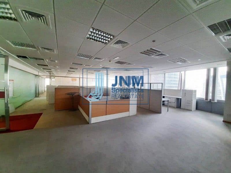 17 Full Floor Semi-fitted Office | High Floor