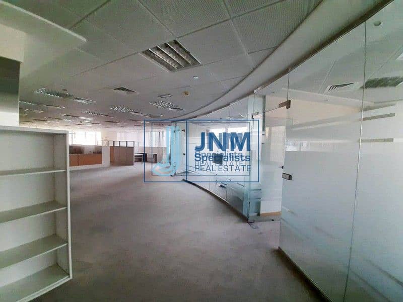 18 Full Floor Semi-fitted Office | High Floor