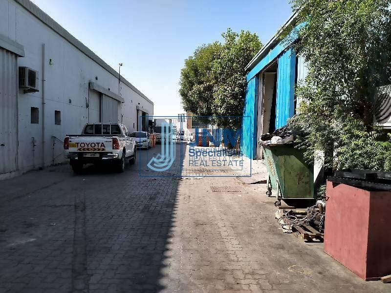 8 20 KW Power Load Warehouse for Rent in Al Quoz 4