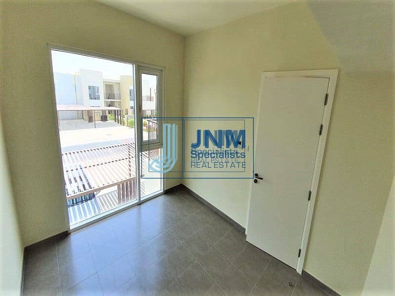 10 Exclusive 2BR Unit | Vacant & Ready | Brand new!