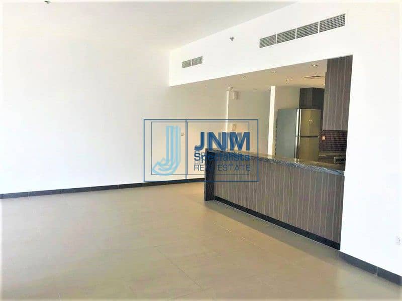 Well-maintained 2 Beds | Near Metro | SZR View