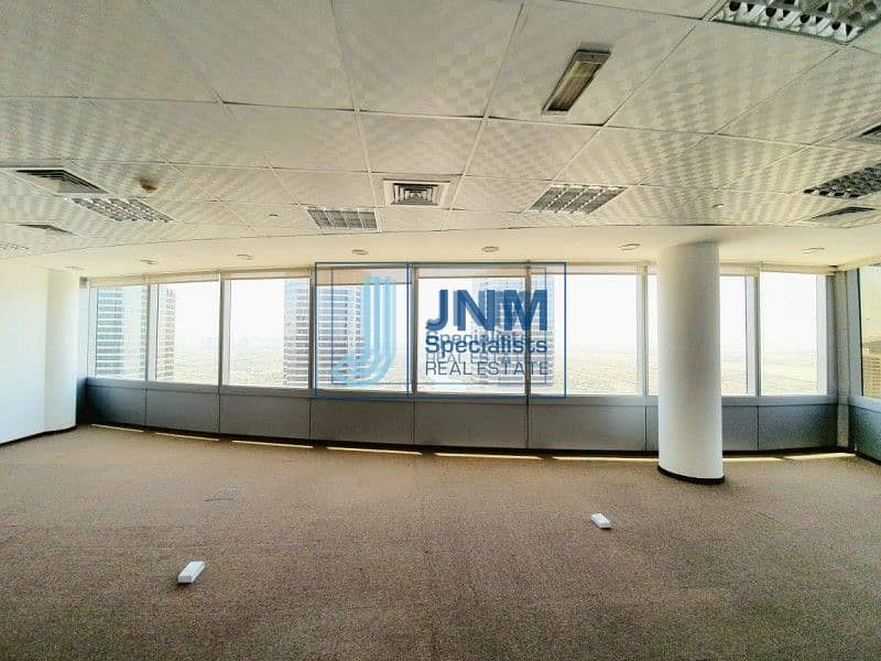 7 Corner Fully Fitted Open Plan Office | High Floor
