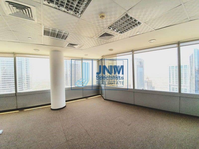 8 Corner Fully Fitted Open Plan Office | High Floor