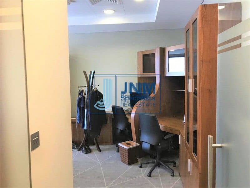 7 Next to Metro | Semi-Furnished Office | Low Floor