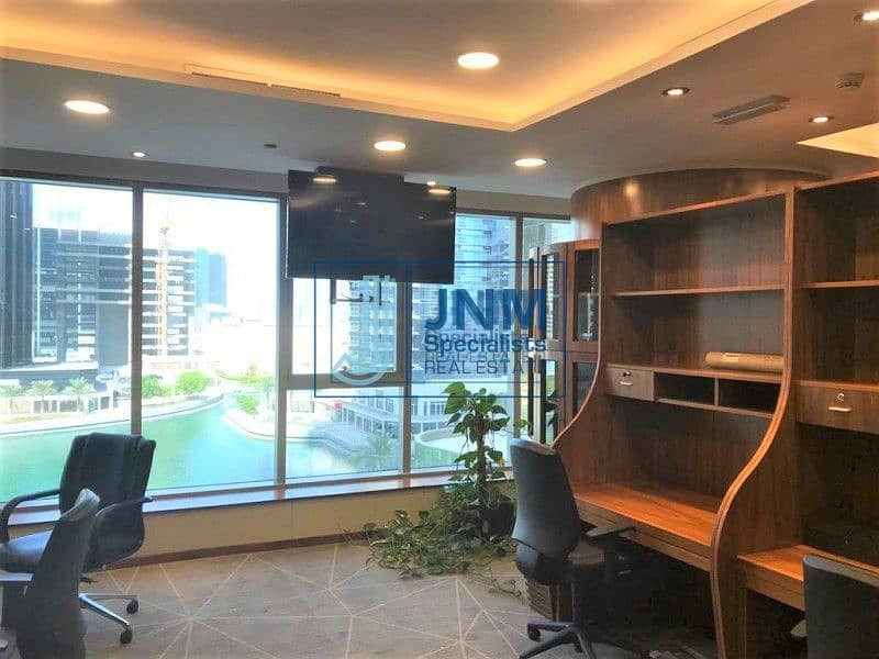 18 Next to Metro | Semi-Furnished Office | Low Floor
