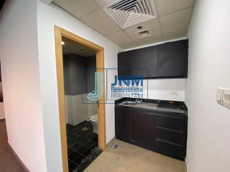 6 Fitted and Partitioned Office JBC 1 | High Floor