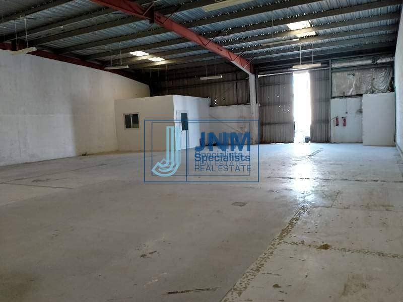 9 3000 Sqft warehouse for rent in al quoz including tax