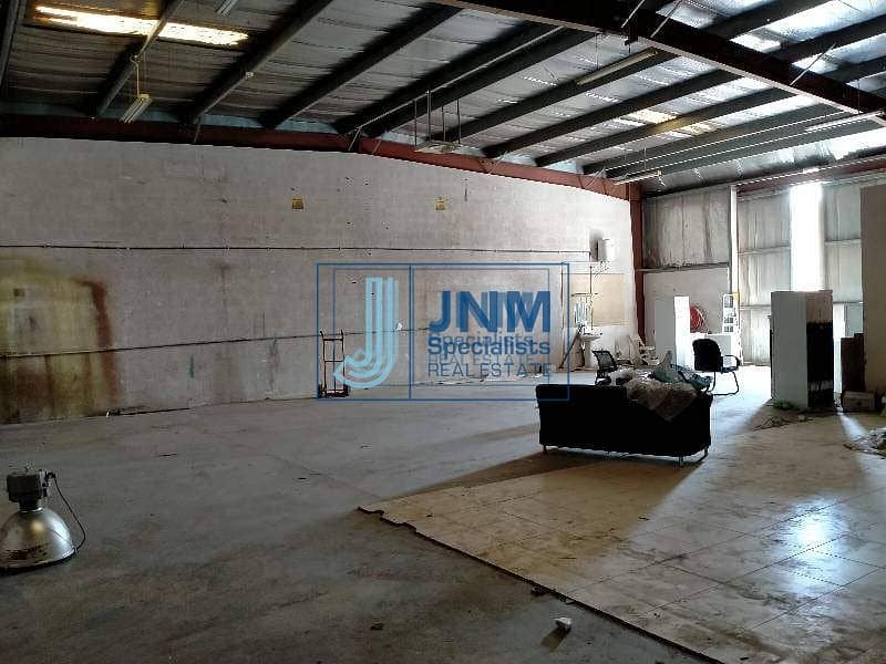 7 2708 Sq_Ft Insolated Warehouse For Rent In Al Quoz