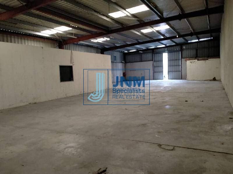 9 4500sq-ft tax free warehouse for rent in al quoz