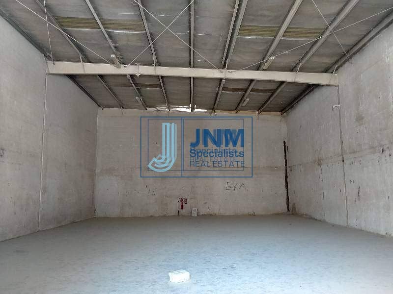 7 Tax free 3100 Sq-ft warehouse for rent in al quoz