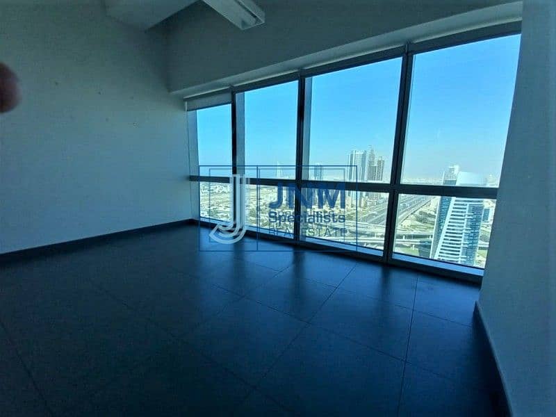 5 Full Floor Office| Connected to the Metro Station |