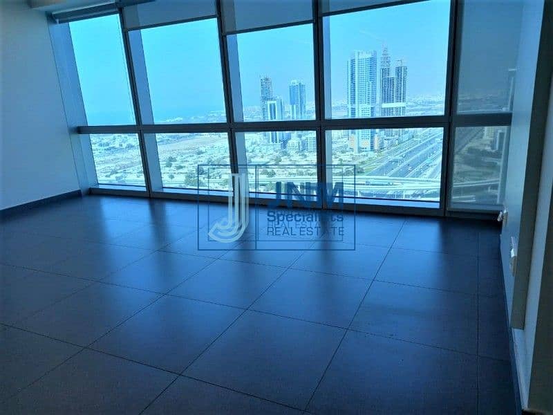 6 Full Floor Office| Connected to the Metro Station |