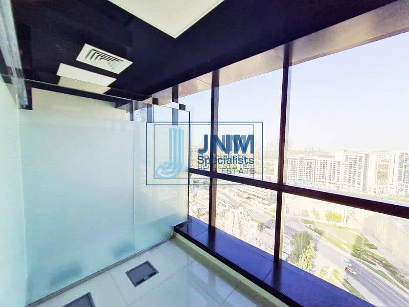 14 Fitted with partitions | corner office | great view