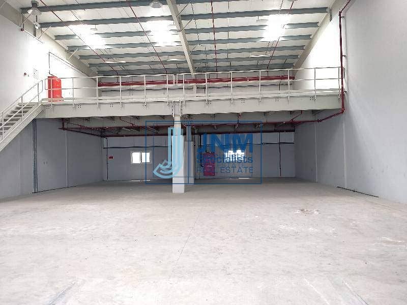 5000 Sq-ft insulated warehouse for rent in al quoz