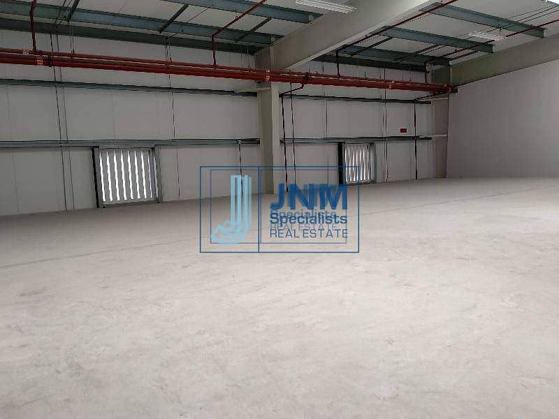 10 5000 Sq-ft insulated warehouse for rent in al quoz