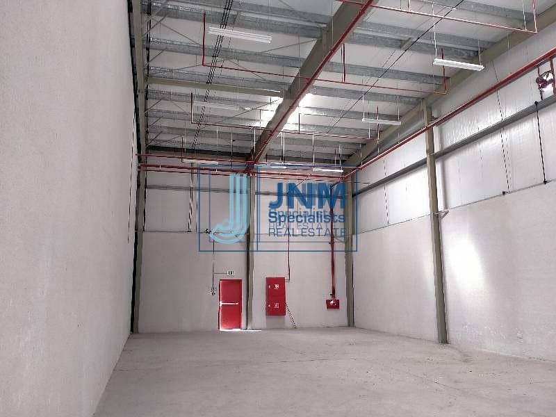 7 2000 Sq-ft insulated warehouse for rent in al quoz