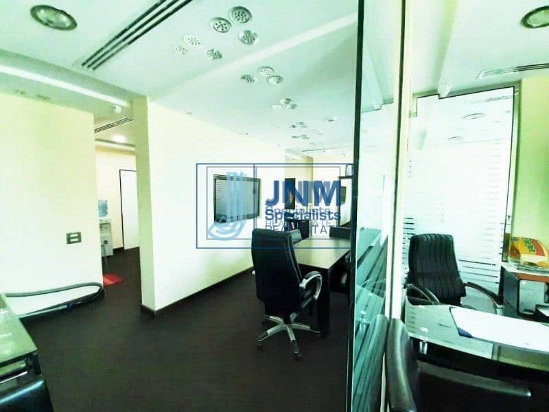 11 High Floor | Fully Furnished Office | Vacant