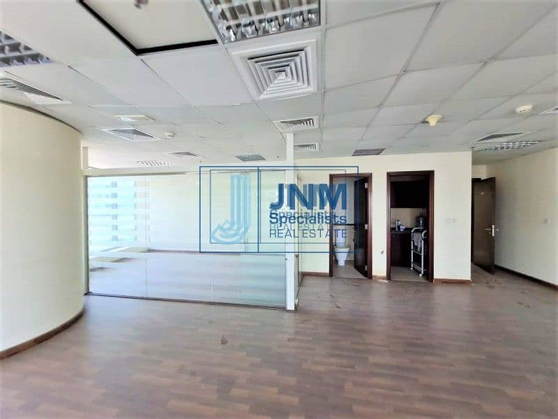 13 Corner Unit with Glass Partition | High Floor