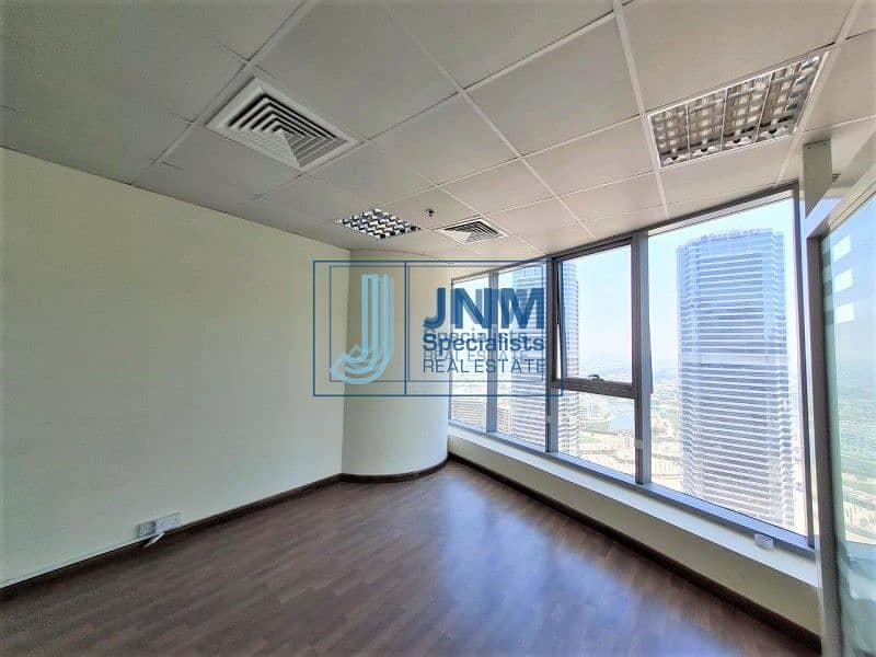 16 Corner Unit with Glass Partition | High Floor