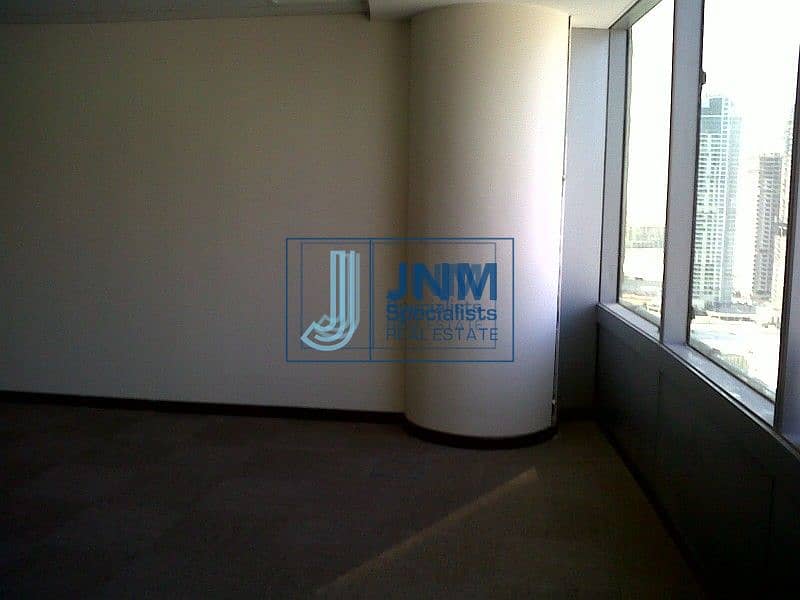 5 Exclusive 1BR Unit | Furnished | Close to Metro